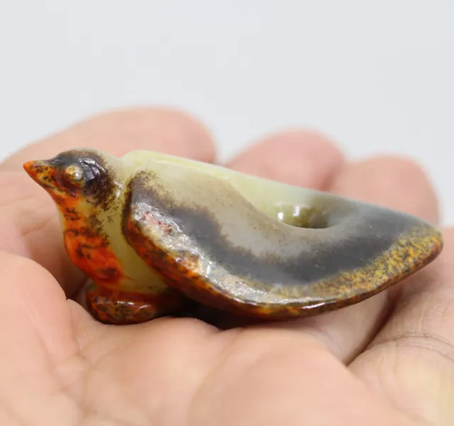 Collection hand-carved Chinese HeTian white jade bird amulet pendant D592