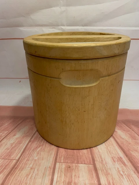 Vintage Georges Briard 1970's MCM Modern Vintage round Wooden Ice Bucket EUC