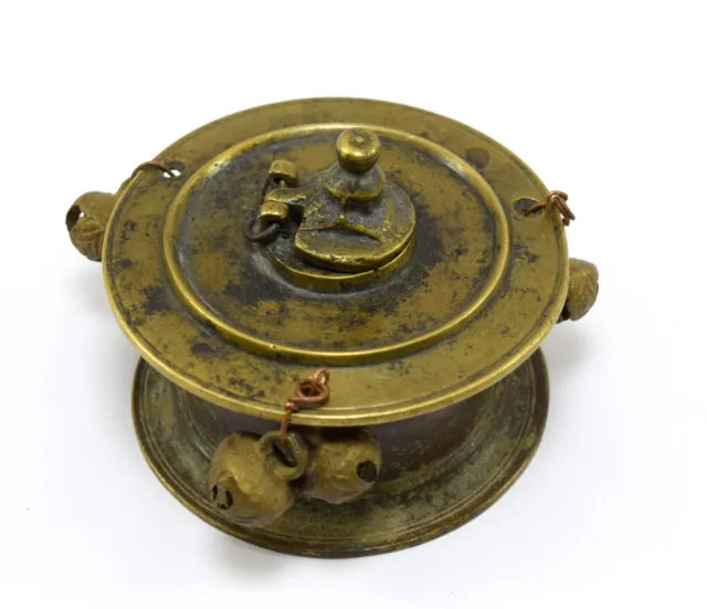 Nice collectible inkwell / ink pot solid brass Indian unique design. G67-49