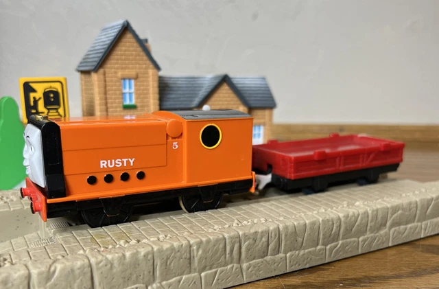 THOMAS & FRIENDS TrackMaster Rusty Train Motorized Engine Flatbed Cargo ...