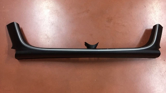 Filtro Gpl Giulietta Spoiler DAM Anteriore A.Romeo Giulietta Bordo Rosso OEM 156138712 Originale Alettone DAM Originale Filtro Gpl Giulietta Spoiler DAM Anteriore A.Romeo Giulietta Bordo Rosso OEM 156138712 Originale Alettone DAM Originale