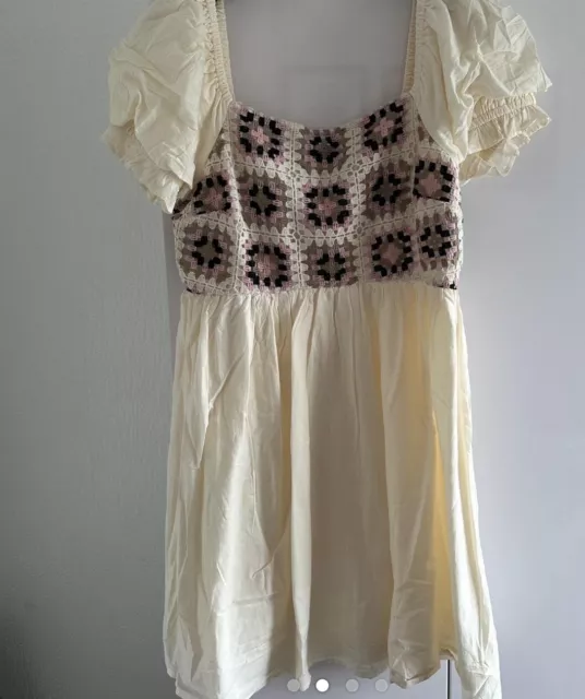 Miss Selfridge poplin crochet mix mini dress in ivory. Size 12.
