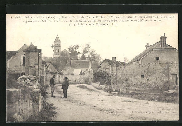 CPA Nouvion-le-Vineux, entrance to the coast of Presles, street view 1921