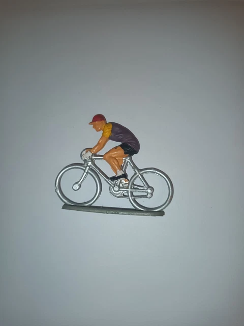 Lot 12 Coureurs Cyclistes Tour de France Starlux plastique