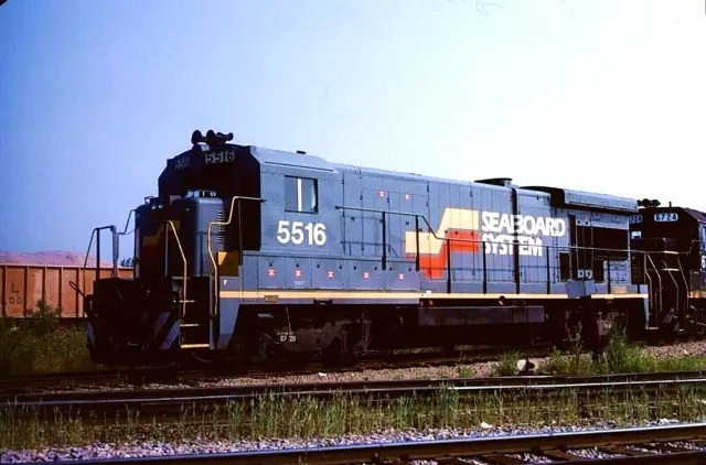Original Kodachrome Slide Seaboard System B30-7 #5516 Portsmouth, Va June 1986