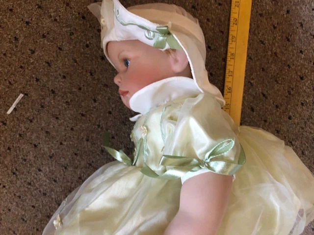 2004 20" Paradise Galleries Treasury Collection "Catherine" Baby Doll 7
