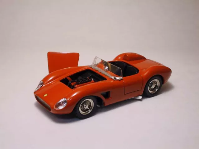 Ferrari 500 TRC 1956 Red 1:43 Modell 0014 Art-model