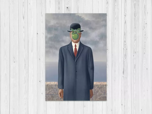 print of Man Artwork - René Magritte Le fils de l'homme (The Son of Man) 2