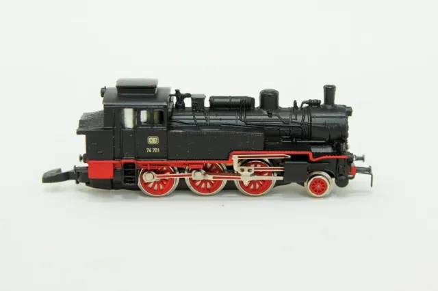 Locomotora tanque Z Scale Marklin Mini-Club 8895 BR 74 701 DB sin caja b 3