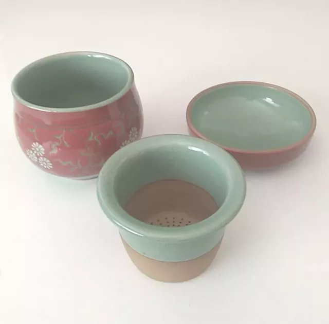 VTG  Oriental Celadon Tea Cup Lid Infuser Asian Teacup Flowers Floral 3 Pieces