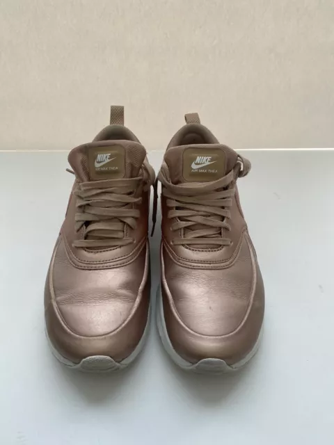 Nike 861674-902 Air Max Thea Se Metallic Bronze Rose Gold Sneakers Size 8.5