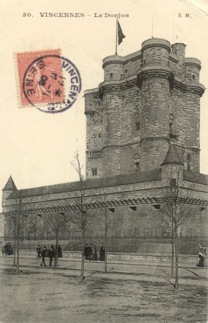 cpa VINCENNES 30 le donjon timbrée 1908