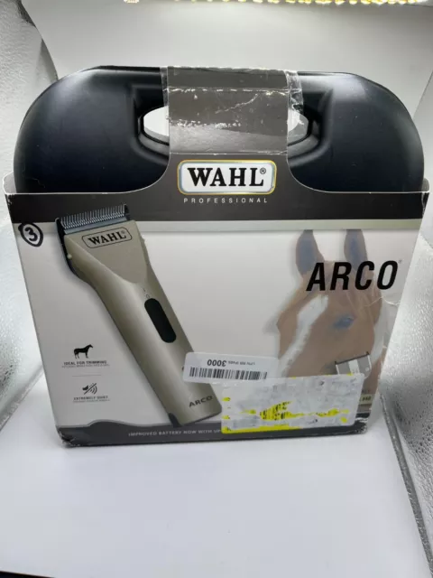 WAHL Professional Arco Equine Horse Cordless Clipper Kit, Champagne (Box 3)