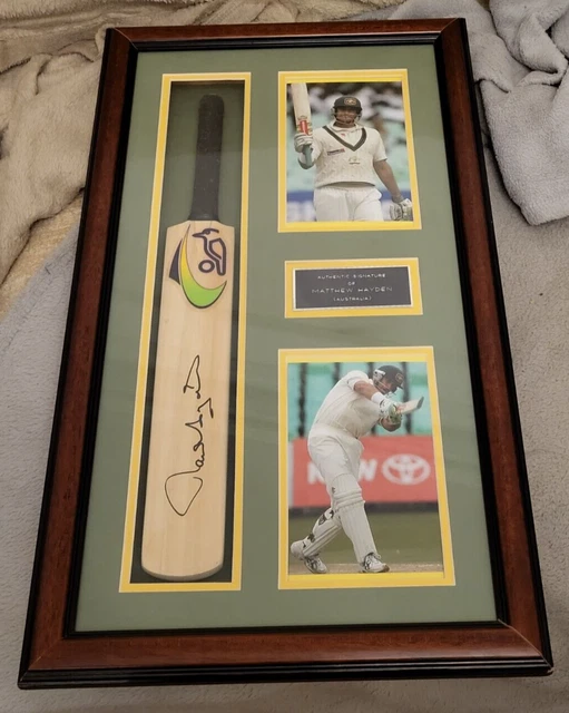 AUSTRALIAN CRICKET GREAT MATHEW HAYDEN Signed Bat Frame £150.00