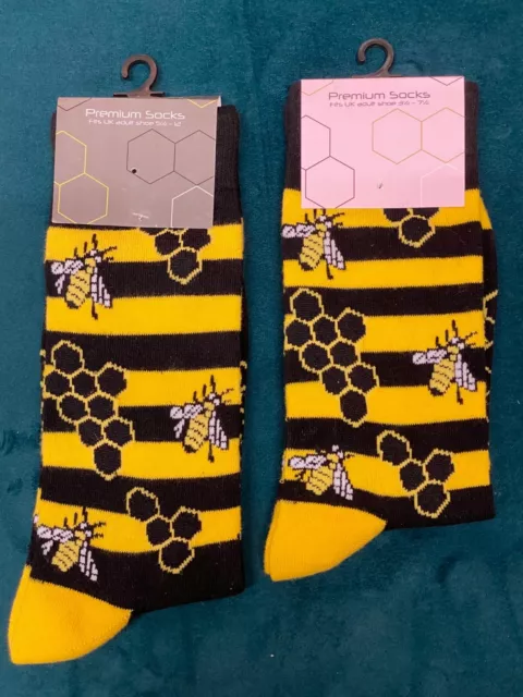 Unisex Bumble Bee & Honeycomb design novelty socks , Ladies or mens sizes