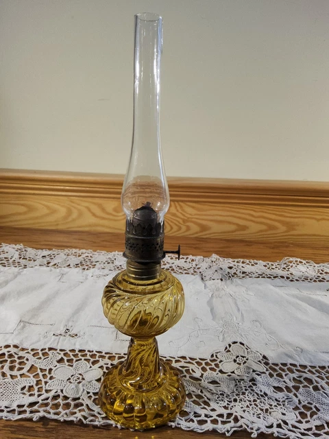 Atq Embossed Swirl Twisted Amber Glass Miniature Oil Lamp Smith 1 Fig 174 & 479