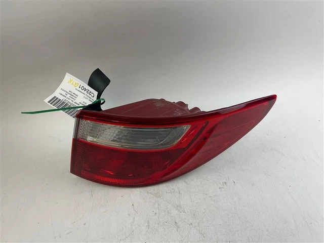 Passenger Tail Light LWB Incandescent Bulb Fits 13-16 SANTA FE 61287