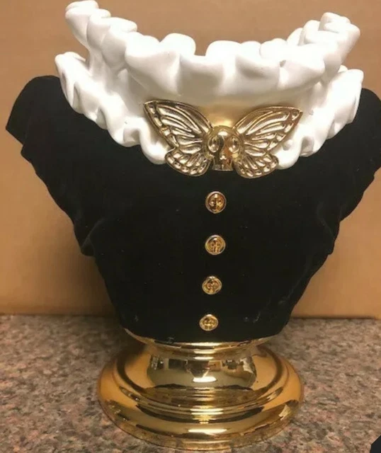 BATH & BODY Works Halloween 2021 Headless Woman 3 Wick Candle Holder