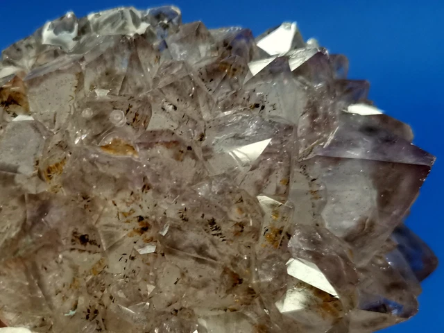Mineralien:  Goethit in Rauchquarz - Atlas, Marokko - 538