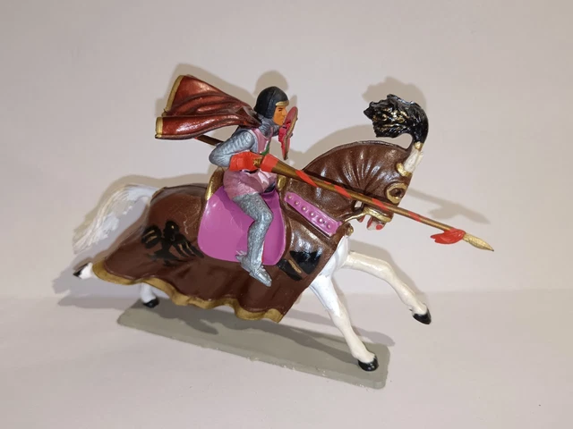 Figurine Starlux Moyen-Âge Série 63 - Grimpeur Avec Hache (vert) - Réf 6041