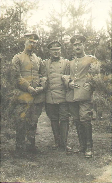 Soldaten-Portrait, Offiziere, Infanterie-Regiment 107, Foto-Feldpostkarte 1915