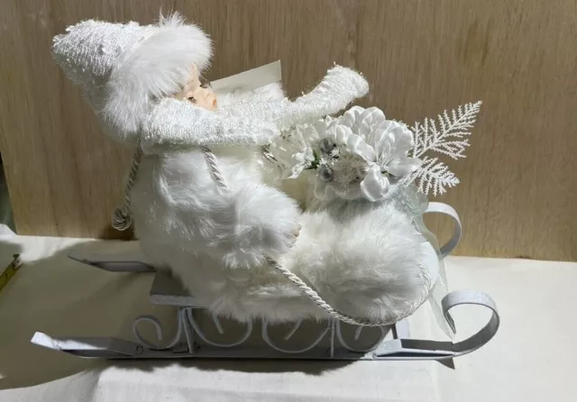 Heritage Signature Collection Winter Sleep Baby  Sleigh Porcelain Doll EC No Box 3