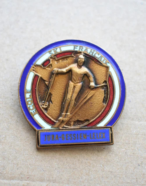 Insigne Le Cristal Alpes - Médaille Ski émail - Broche Vintage école De Neige