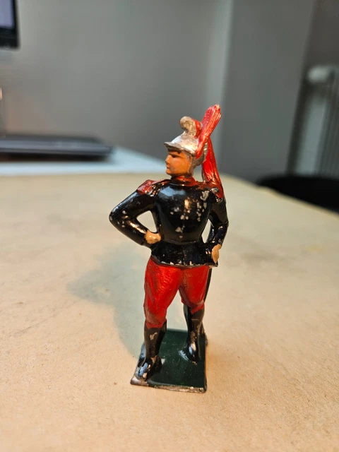 Plomb creux Western Cow boy à genoux avec fusil - Restauré