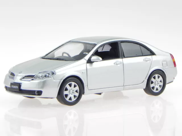 Nissan Primera P12 2002 argent véhicule miniature F43-049 First43 1:43