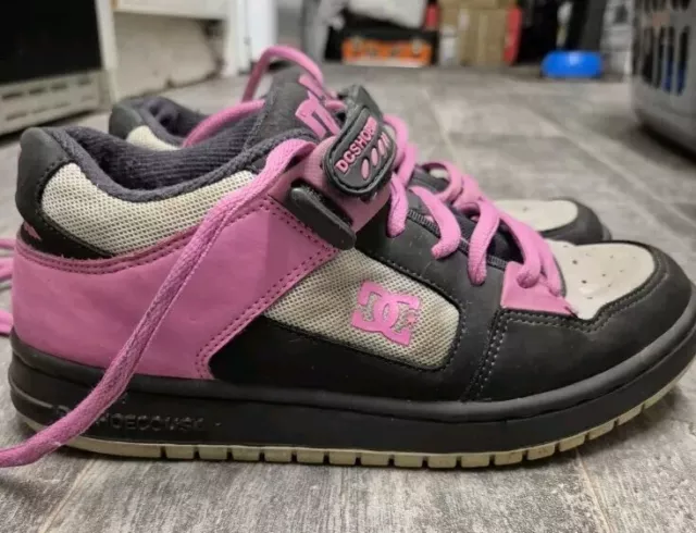 DC SHOES USA Avatar Skate Trainers Size 6 Vintage Y2K RARE Pink Grey 50.00 PicClick UK