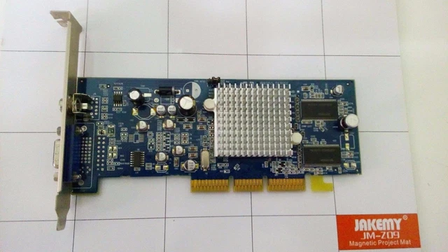 CARTE GRAPHIQUE ATI Radeon 9250 128MB 64BITS AGP VGA Tv-Out Réf