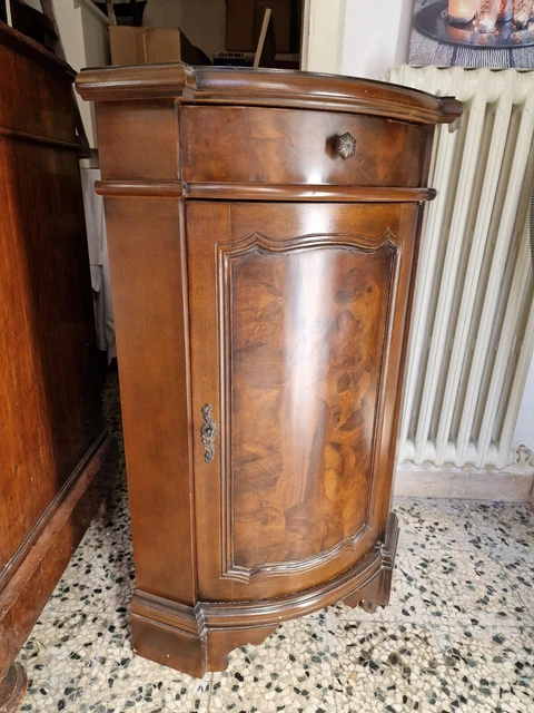 Mobile Angoliera In Legno