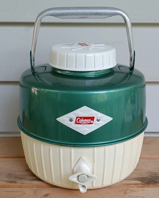 VINTAGE 1960'S COLEMAN Diamond Badge Green Gallon Thermos Water Jug