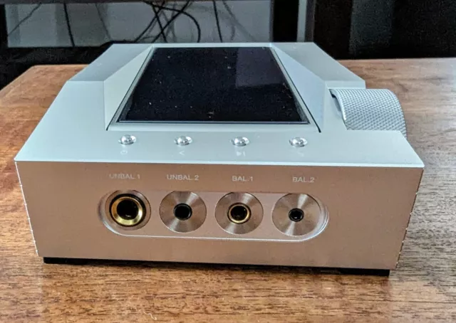 Astell&kern ACRO CA1000 Desktop Amplifier and DAC