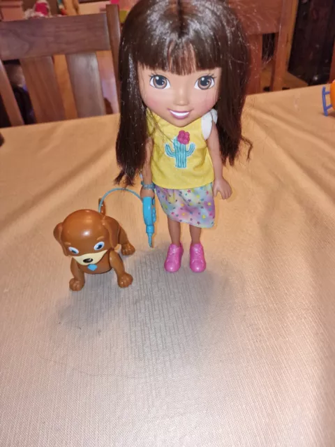 Dora and Friends Train and Play Dora and Peritto Talking Doll & Moving Dog