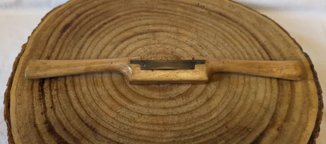Vintage Wooden Spoke Shave Carpentry Tool. 2" Blade.