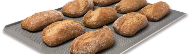 Lochblech Alu Brot- und Brötchen-Backblech 35x44 cm mit ø 3 m Lochung 10 mm Rand