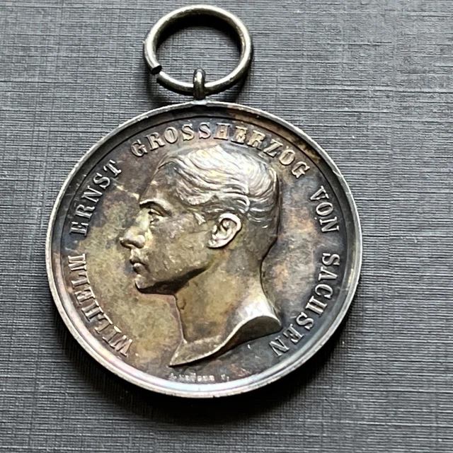 SACHSEN WEIMAR WILHELM Ernst Ehrenzeichen in Silber 990 Medaille Dem ...
