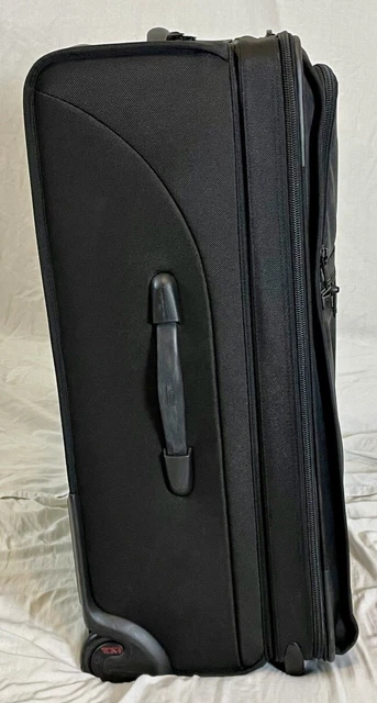 TUMI Alpha black nylon, 2-wheel, exp'd suiter 22028DH (28x21x12-14.5"), Thailand 5