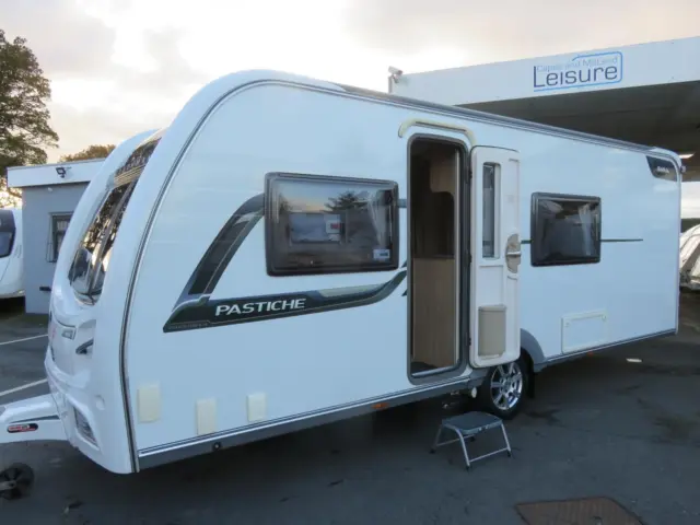 2014 Coachman Pastiche 560-4, 4 Berth Caravan With A Fixed Bed And Mover