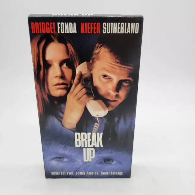  Little Buddha [VHS] : Keanu Reeves, Bridget Fonda