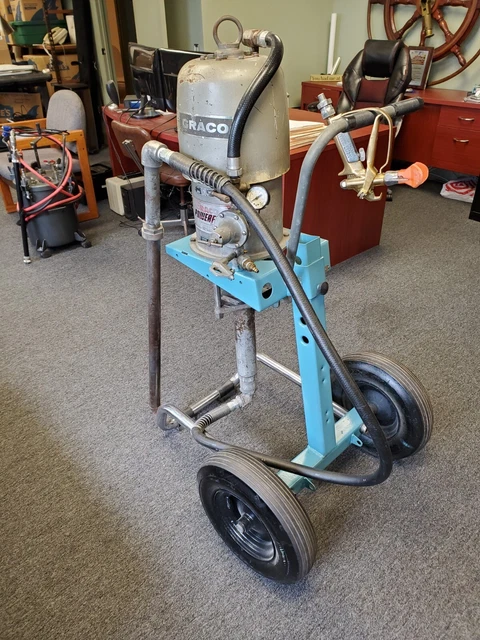 Graco Powerflo Bulldog 5:1 Air Powered Pump w/cart and Hydra-Mastic Spray Gun