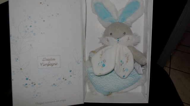 DOUDOU ET COMPAGNIE plat lapin de Sucre amande vert d'eau - NEUF -