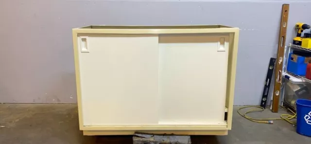 4' Lab Casework Bench Sliding Door Cabinet Standing Height 36"