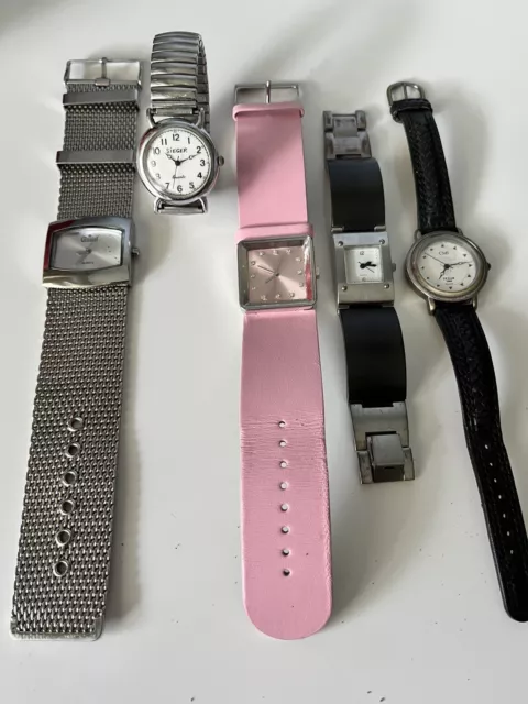 Konvolut 5 Stück Alte Armbanduhren Uhren Für Bastler Sammler