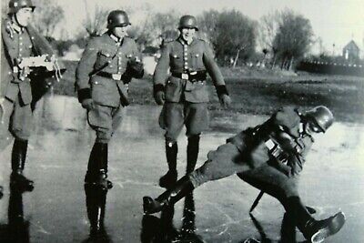 German soldiers on ice WW2 Photo Glossy 4*6 in С009
