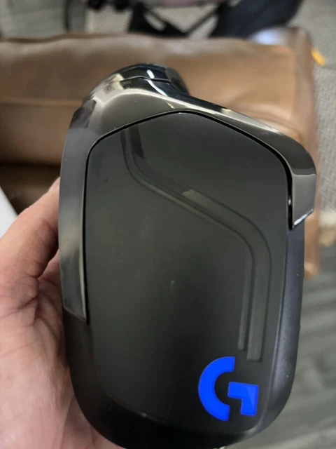 LOGITECH G935 WIRELESS Gaming Headphone.Excellent condition. Great