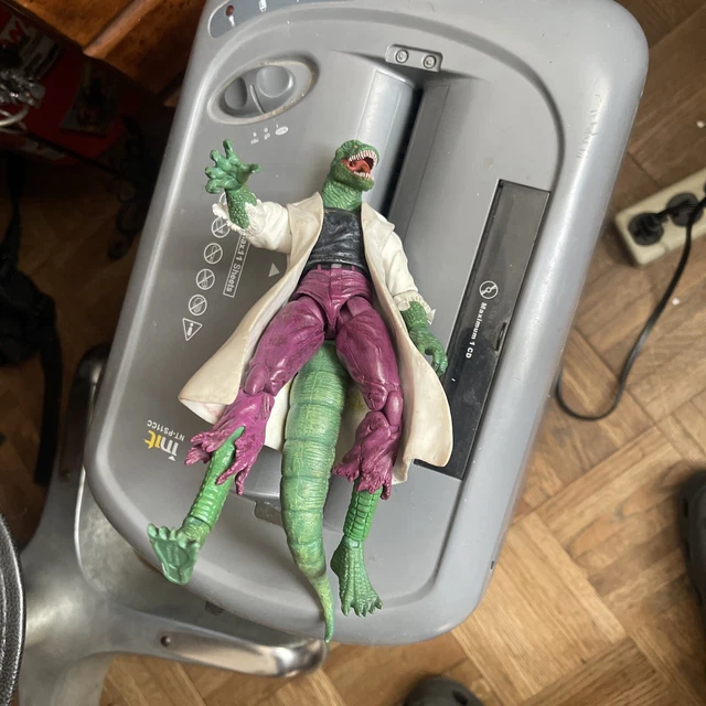 Marvel Select LIZARD Collectible Action Figure Diamond Select Marvel Legends