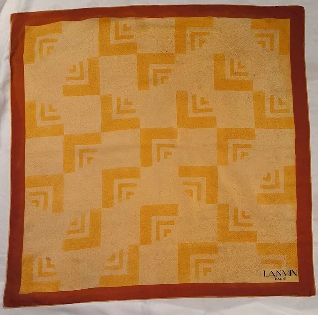 Écharpe Vintage Lanvin En Soie - Modèle Ancien Et Rare, Avec Sa Boîte D’origine - Pièce Collection