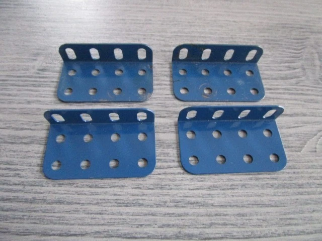 Lot De 140 Pièces Meccano Vintage - Bandes, Plaques, Cornières